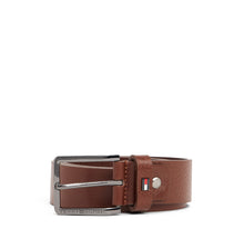 Carregar imagem no visualizador da galeria, Cinto Liso com Fivela Metálica Tommy Hilfiger
