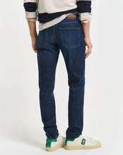 Carregar imagem no visualizador da galeria, Jeans slim fit Gant
