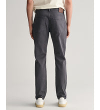 Carregar imagem no visualizador da galeria, Calça slim fit Gant - Ref. 1000262
