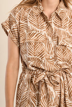 Carregar imagem no visualizador da galeria, Vestido curto estilo camisa Molly Bracken - Ref. N298EE
