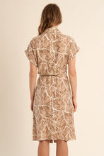 Carregar imagem no visualizador da galeria, Vestido curto estilo camisa Molly Bracken - Ref. N298EE
