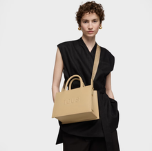 Carregar imagem no visualizador da galeria, Mala Shopper média areia TOUS Brenda Tous
