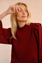 Carregar imagem no visualizador da galeria, Blusa com babados e franzidos Molly Bracken - Ref. T1861BCN
