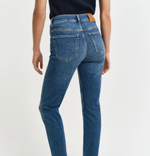 Carregar imagem no visualizador da galeria, Jeans Slim Fit Gant
