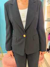 Carregar imagem no visualizador da galeria, Blazer regular de abotoamento simples
