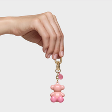 Carregar imagem no visualizador da galeria, Porta-chaves metal rosa-escuro e dourado Bold Bear
