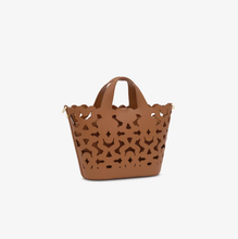 Carregar imagem no visualizador da galeria, Tote bag pequena camel TOUS Bear Shock

