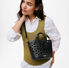 Carregar imagem no visualizador da galeria, Tote bag pequena preta TOUS Bear Shock
