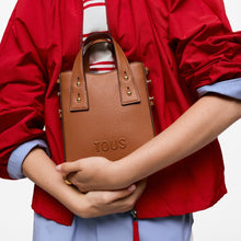 Carregar imagem no visualizador da galeria, Minimala camel TOUS Back to Basics
