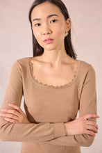 Carregar imagem no visualizador da galeria, Camisola ajustada Molly Bracken
