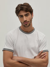 Carregar imagem no visualizador da galeria, T.Shirt Decénio
