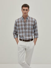 Carregar imagem no visualizador da galeria, Camisa de linho xadrez regular fit Decénio
