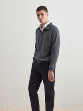 Carregar imagem no visualizador da galeria, Camisola de fecho com Carcela Decenio
