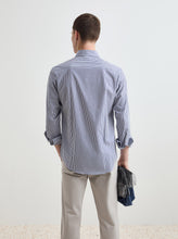Carregar imagem no visualizador da galeria, Camisa de algodão às riscas slim fit Decenio
