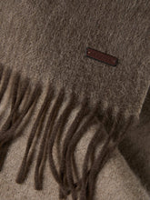 Carregar imagem no visualizador da galeria, Cachecol em lã
