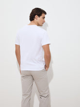 Carregar imagem no visualizador da galeria, T-Shirt básica
