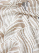 Carregar imagem no visualizador da galeria, Blusa de manga curta com estampado Decenio - Ref. D005178

