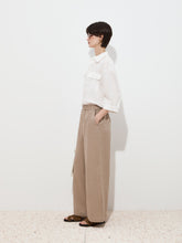 Carregar imagem no visualizador da galeria, Calça de linho
