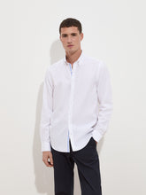 Carregar imagem no visualizador da galeria, Camisa slim fit em algodão
