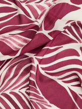 Carregar imagem no visualizador da galeria, Lenço com estampado floral
