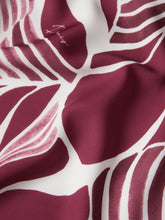 Carregar imagem no visualizador da galeria, Vestido curto com estampado
