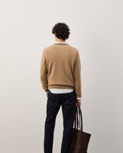 Carregar imagem no visualizador da galeria, Pullover em lã
