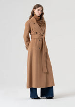 Carregar imagem no visualizador da galeria, Casaco regular fit Fracomina
