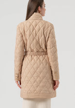 Carregar imagem no visualizador da galeria, Blusão padded 3/4 Fracomina
