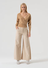 Carregar imagem no visualizador da galeria, Malhas de corte regular Fracomina
