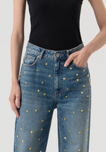 Carregar imagem no visualizador da galeria, Calça jeans flare Fracomina
