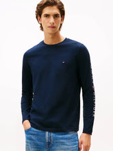 Carregar imagem no visualizador da galeria, T-shirt Slim de Manga Comprida Tommy Hilfiger
