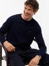 Carregar imagem no visualizador da galeria, Camisola Tommy Hilfiger
