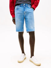 Carregar imagem no visualizador da galeria, Calções Slim Tommy Hilfiger
