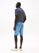 Carregar imagem no visualizador da galeria, Calções Slim Tommy Hilfiger
