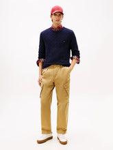 Carregar imagem no visualizador da galeria, Camisola de malha trançada em pura lã Tommy Hilfiger
