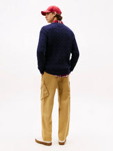 Carregar imagem no visualizador da galeria, Camisola de malha trançada em pura lã Tommy Hilfiger
