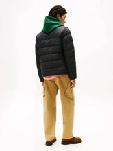 Carregar imagem no visualizador da galeria, Blusão Tommy Hilfiger
