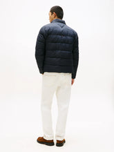 Carregar imagem no visualizador da galeria, Blusão Tommy Hilfiger
