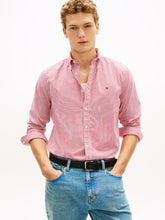 Carregar imagem no visualizador da galeria, Camisa riscas TH Flex de corte regular
