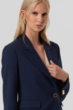 Carregar imagem no visualizador da galeria, Blazer regular de abotoamento simples
