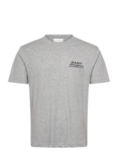Carregar imagem no visualizador da galeria, T.shirt com bordado
