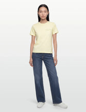 Carregar imagem no visualizador da galeria, T-shirt tonal shield Gant - Ref. 4202589
