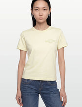 Carregar imagem no visualizador da galeria, T-shirt tonal shield Gant - Ref. 4202589

