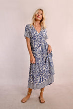 Carregar imagem no visualizador da galeria, Vestido Molly Bracken

