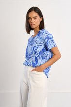 Carregar imagem no visualizador da galeria, Blusa aberta nas costas Molly Bracken - Ref. TL367EE
