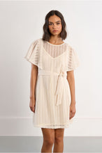 Carregar imagem no visualizador da galeria, Vestido curto de malha vazada
