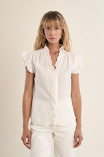 Carregar imagem no visualizador da galeria, Blusa com babados Molly Bracken - Ref. LA1891EE

