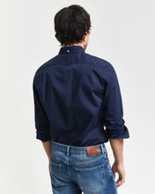 Carregar imagem no visualizador da galeria, Camisa Slim Fit Gant
