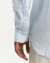 Carregar imagem no visualizador da galeria, Camisa Regular Fit Gant
