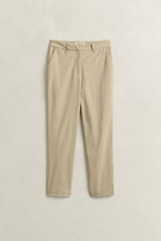 Carregar imagem no visualizador da galeria, Calças slim fit Gant - Ref. 4150379
